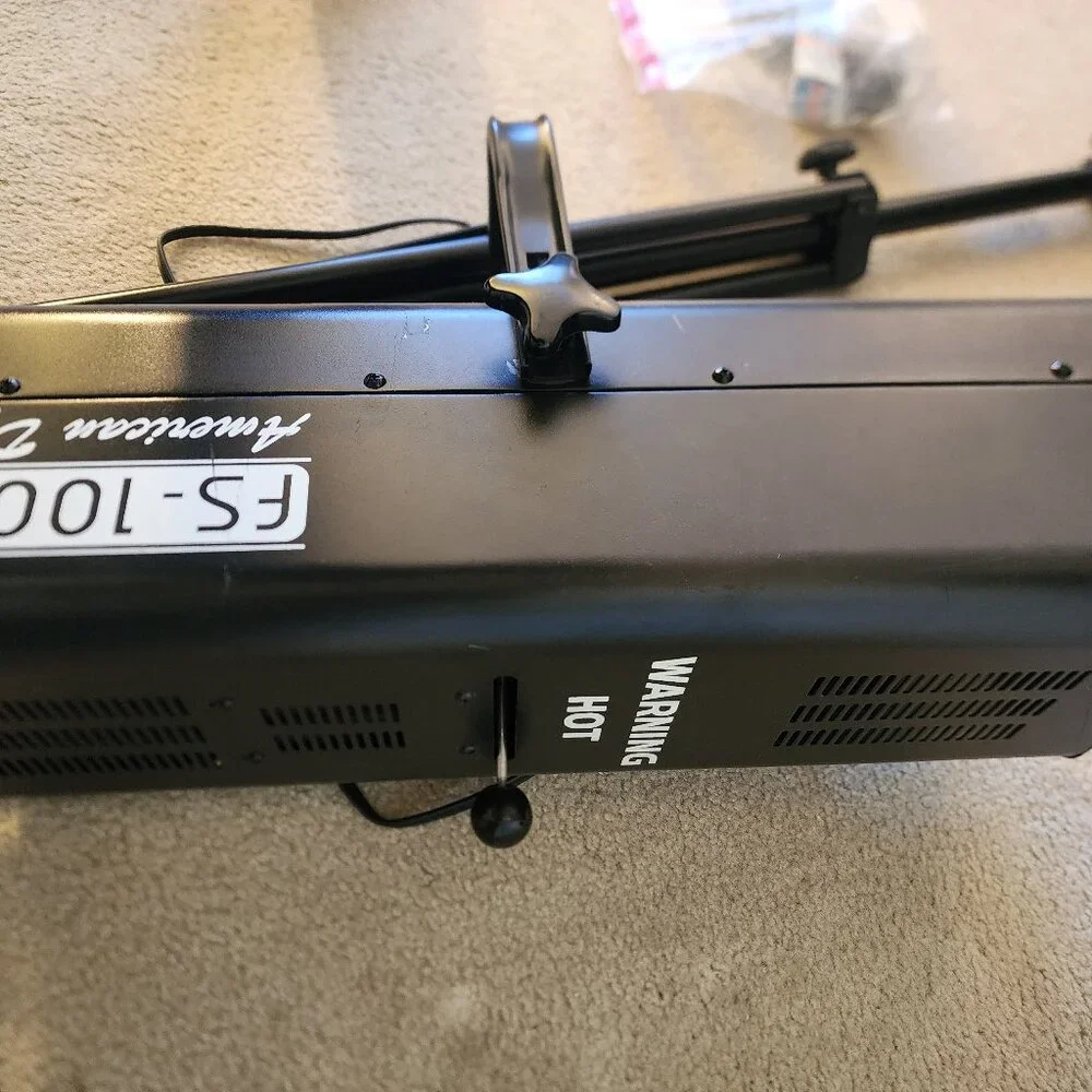 American DJ FS-1000 With Stand